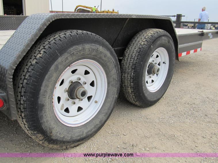 image for item 8965 2008 Load Trail trailer