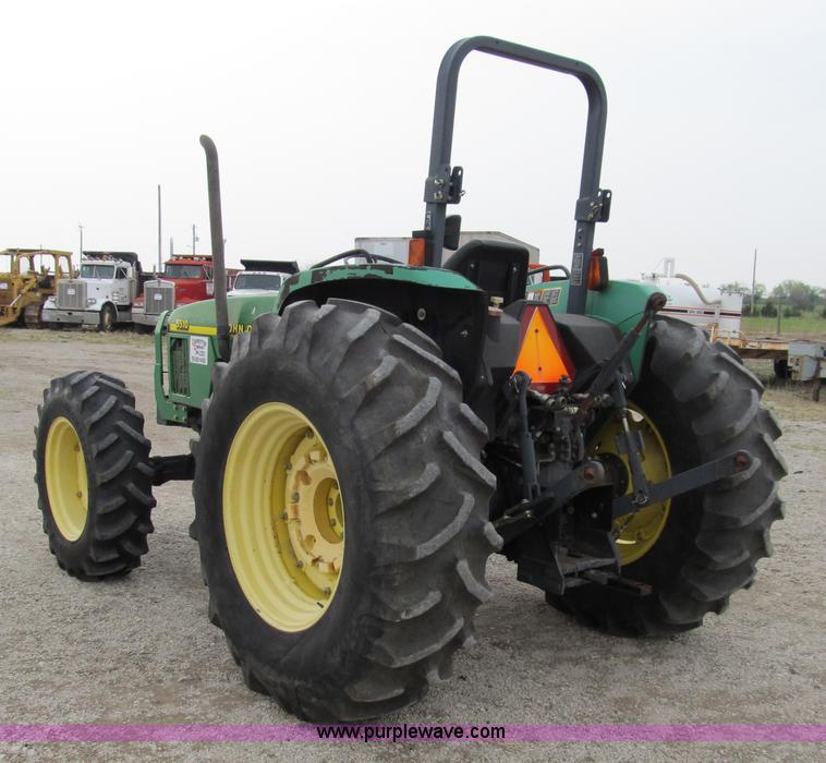 image for item 8977 1998 John Deere 5510 tractor