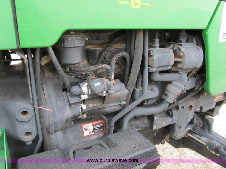 image for item 8977 1998 John Deere 5510 tractor