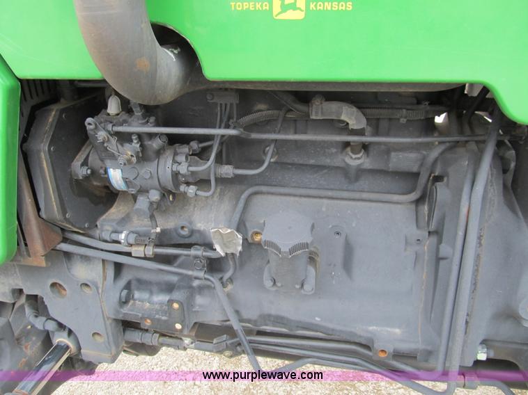 image for item 8977 1998 John Deere 5510 tractor