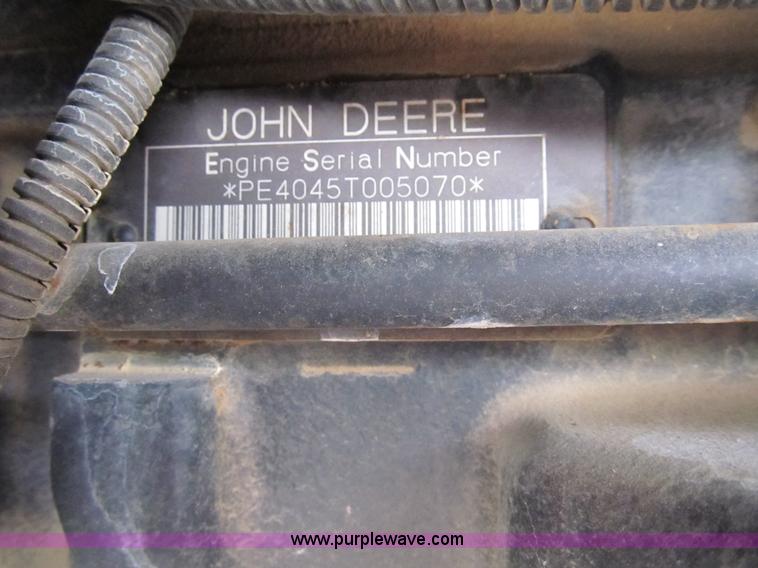 image for item 8977 1998 John Deere 5510 tractor