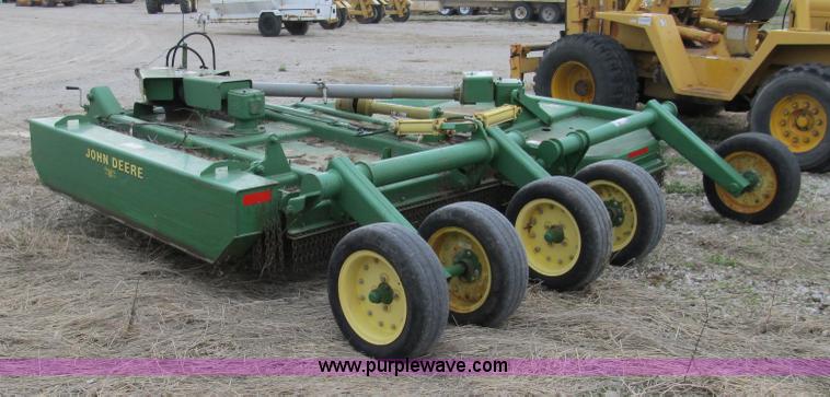 image for item 8978 John Deere 1518 10' rotary mower
