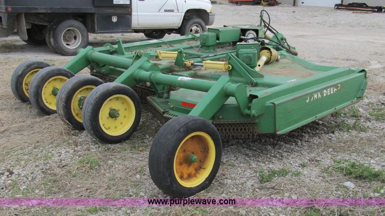 image for item 8978 John Deere 1518 10' rotary mower