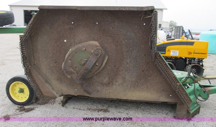 image for item 8978 John Deere 1518 10' rotary mower