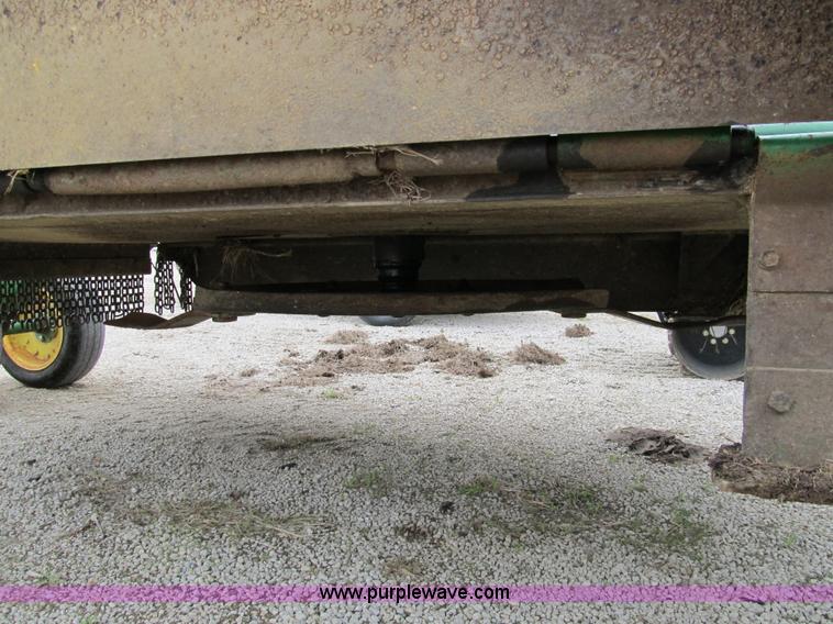 image for item 8978 John Deere 1518 10' rotary mower