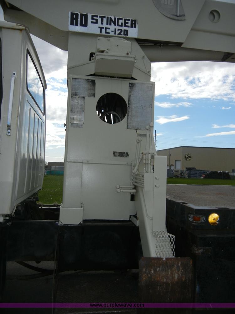 image for item 2218 1974 Ford 900 truck with crane