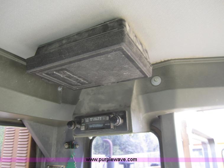 image for item 3082 1996 Champion 720A motor grader