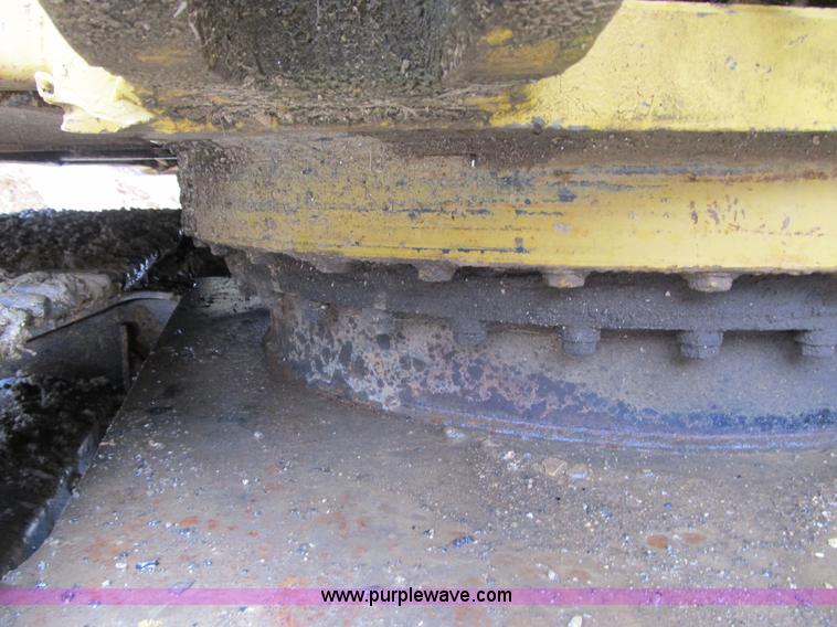image for item 4103 1989 Caterpillar 215 excavator