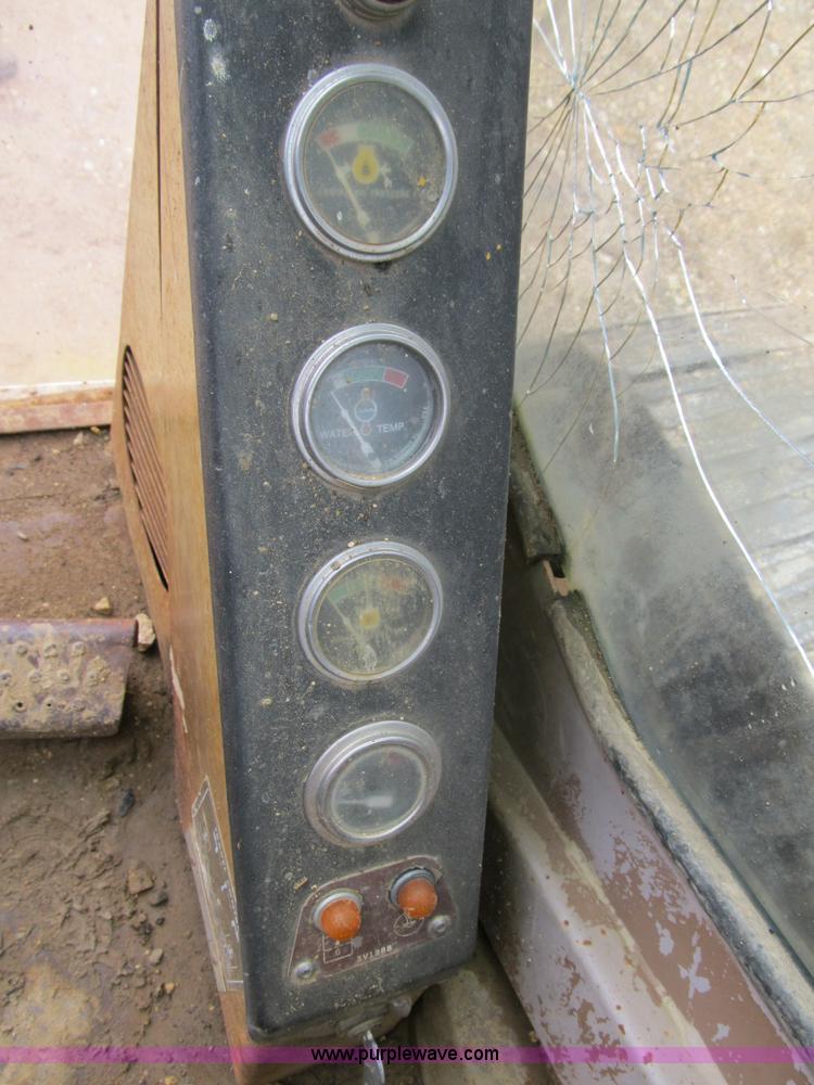 image for item 4103 1989 Caterpillar 215 excavator