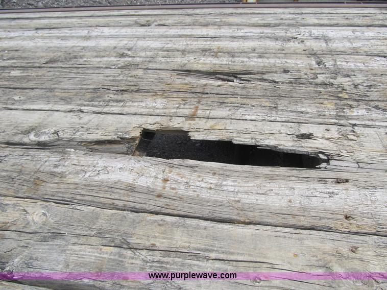 image for item 4147 1999 Trailerman ZT flatbed goose neck trailer