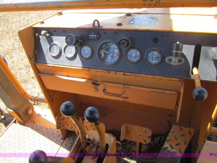 image for item 4388 1978 Case 850B dozer