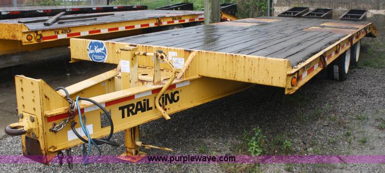 image for item 4712 2001 Trail King TK40 trailer