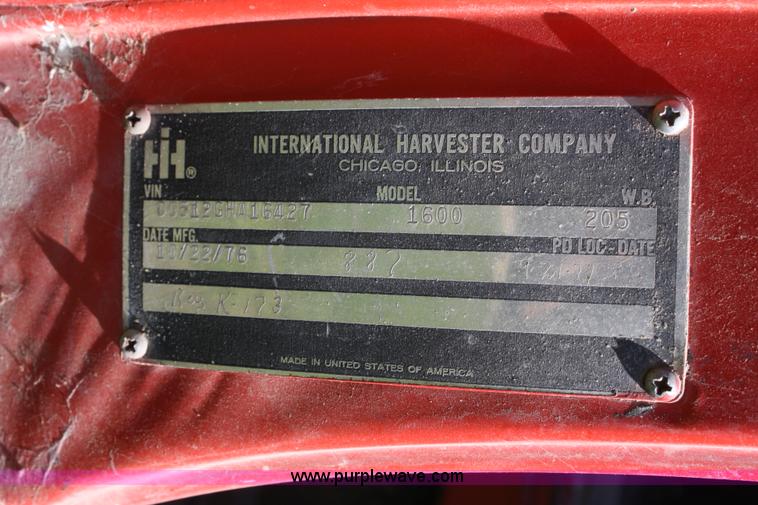 image for item 4725 1977 International Loadstar 1600 dump truck