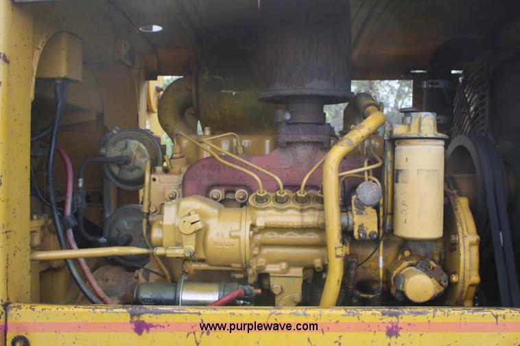 image for item 4772 1971 Caterpillar 920 wheel loader