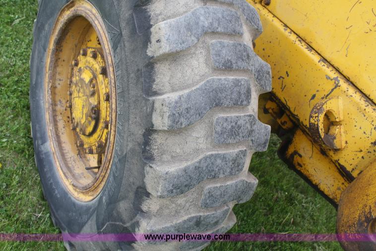 image for item 4772 1971 Caterpillar 920 wheel loader
