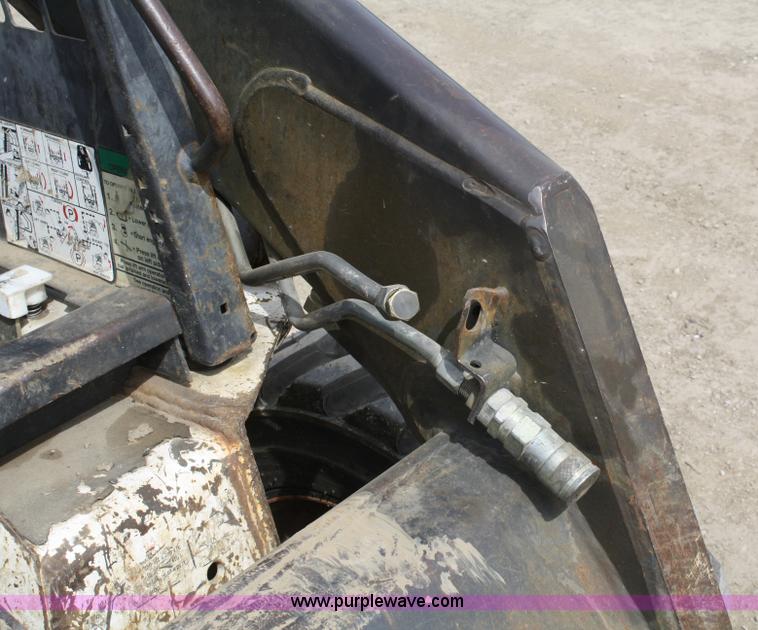 image for item 4773 1992 Bobcat 7753 skid steer