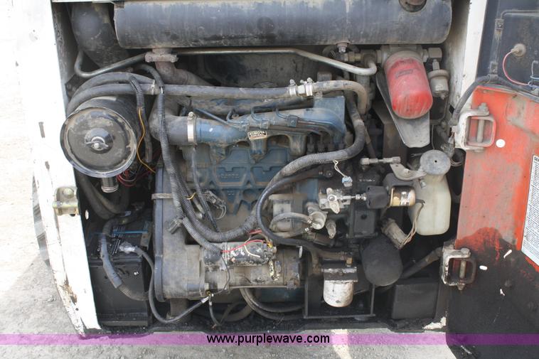 image for item 4773 1992 Bobcat 7753 skid steer