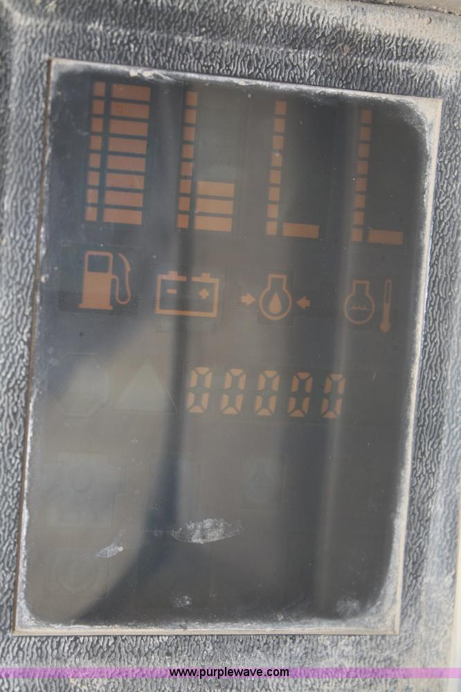 image for item 4773 1992 Bobcat 7753 skid steer