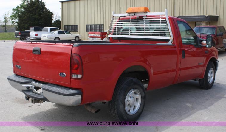 image for item 4777 2002 Ford F250 Super Duty pickup truck