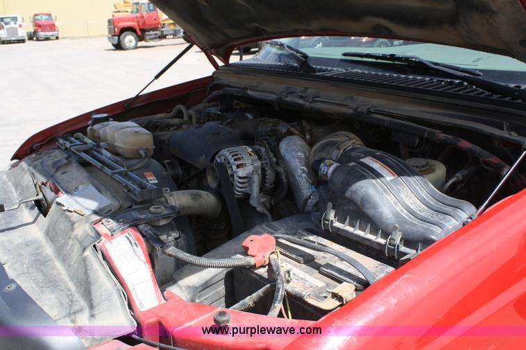 image for item 4777 2002 Ford F250 Super Duty pickup truck