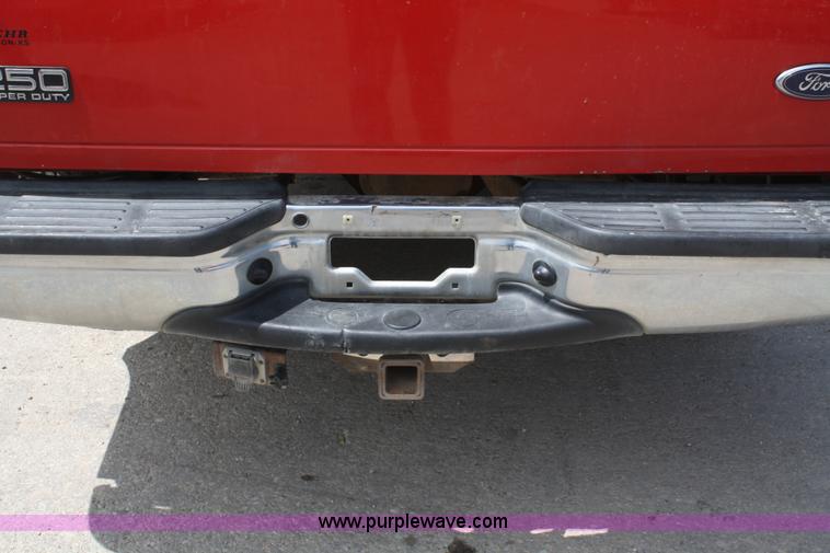 image for item 4777 2002 Ford F250 Super Duty pickup truck