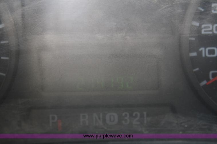 image for item 4784 2006 Ford F350 Super Duty crew cab pickup