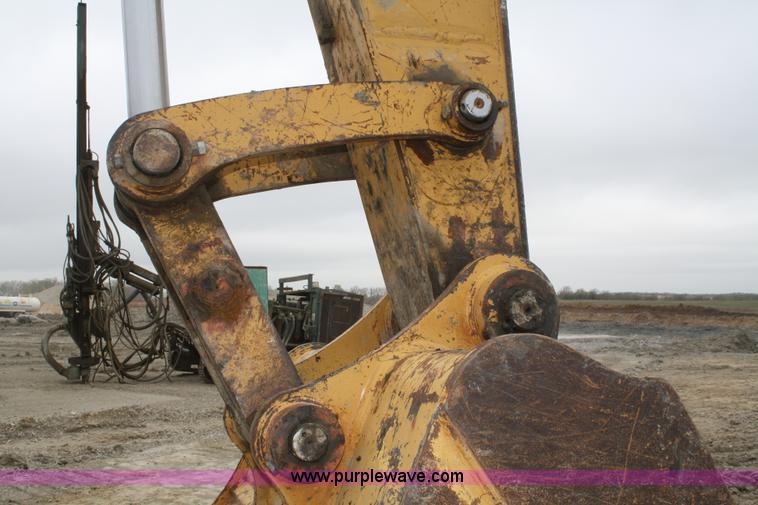image for item 4877 1998 Caterpillar 345BL Series II hydraulic excavator