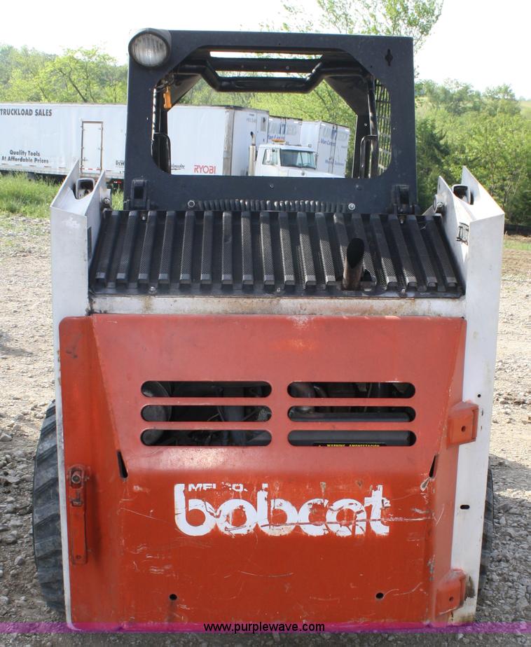 image for item 4983 1982 Bobcat 743 skid steer