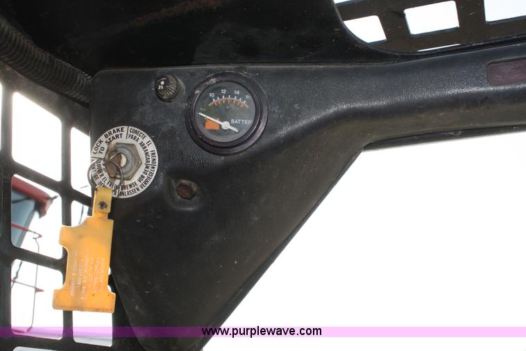 image for item 4983 1982 Bobcat 743 skid steer