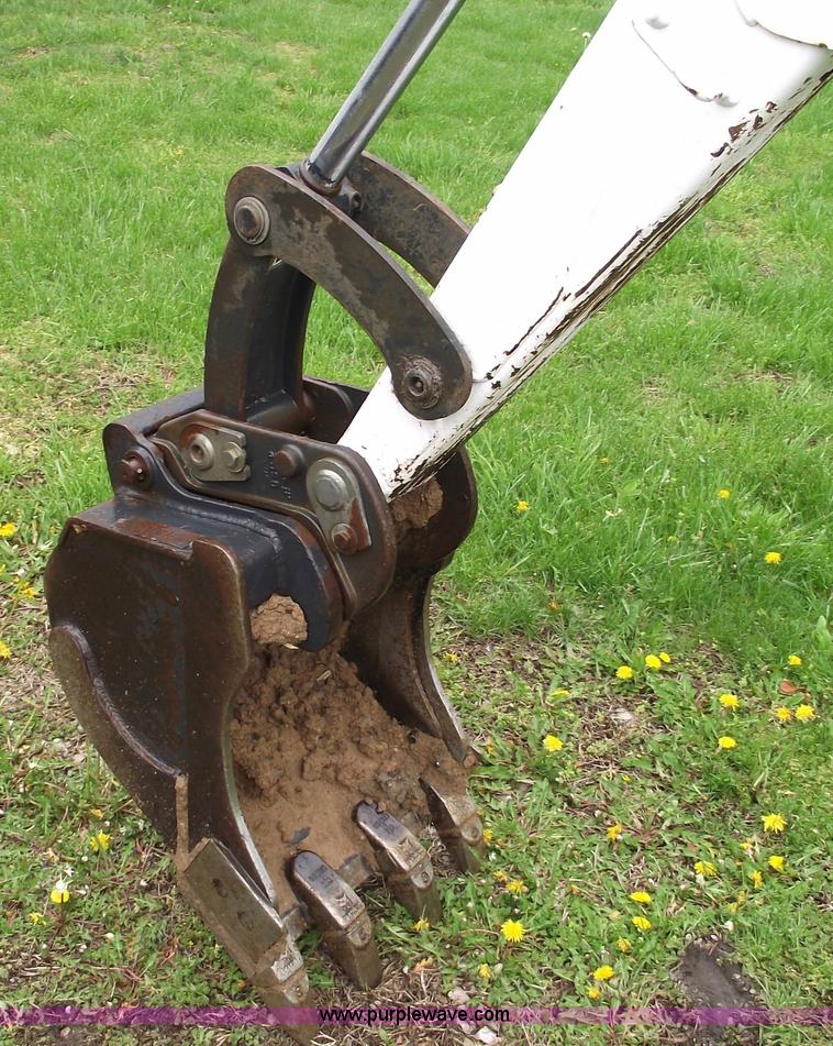 image for item 5432 2008 Bobcat 331G compact excavator