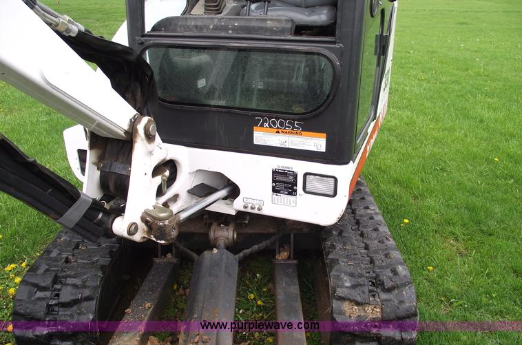 image for item 5432 2008 Bobcat 331G compact excavator