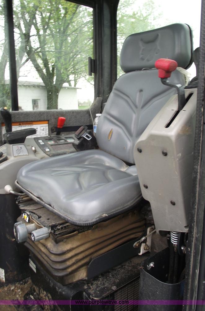 image for item 5432 2008 Bobcat 331G compact excavator