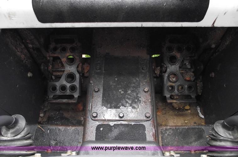 image for item 5433 2008 Bobcat S185 skid steer