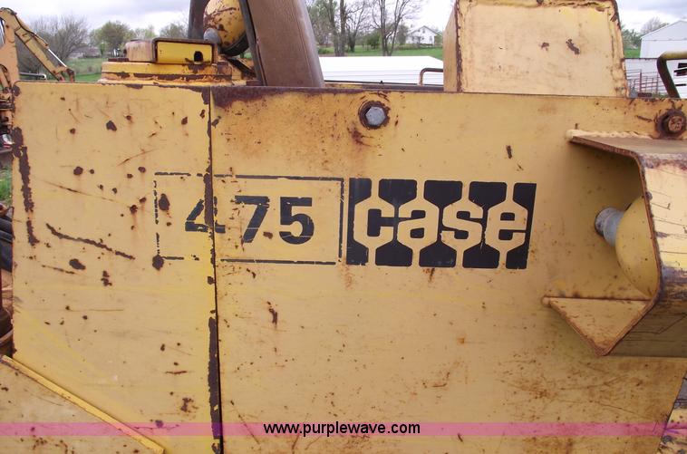 image for item 5435 1975 Case 475 cable plow