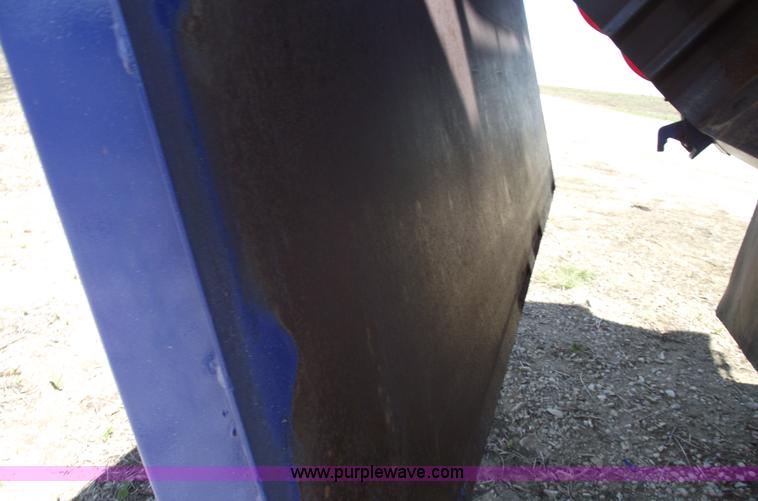 image for item 5440 1994 Ford LN9000 single axle dump truck