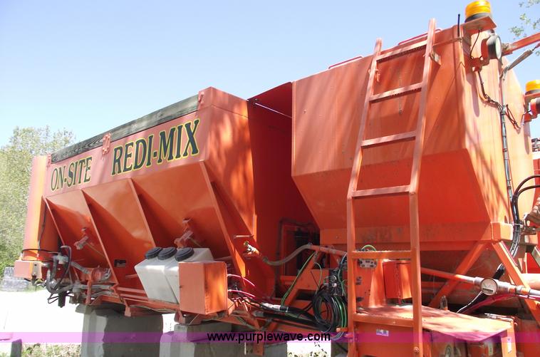 image for item 5507 2001 SiteMix Redi-Mix volumetric mixer