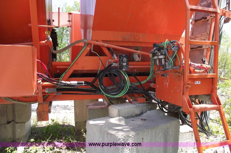 image for item 5507 2001 SiteMix Redi-Mix volumetric mixer