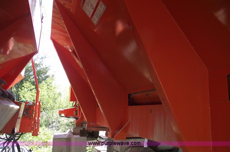 image for item 5507 2001 SiteMix Redi-Mix volumetric mixer