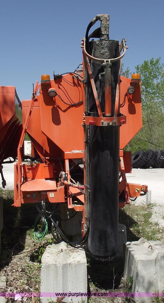 image for item 5508 2001 SiteMix Redi-Mix volumetric mixer