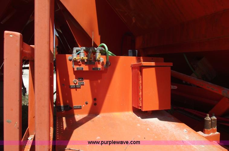 image for item 5508 2001 SiteMix Redi-Mix volumetric mixer