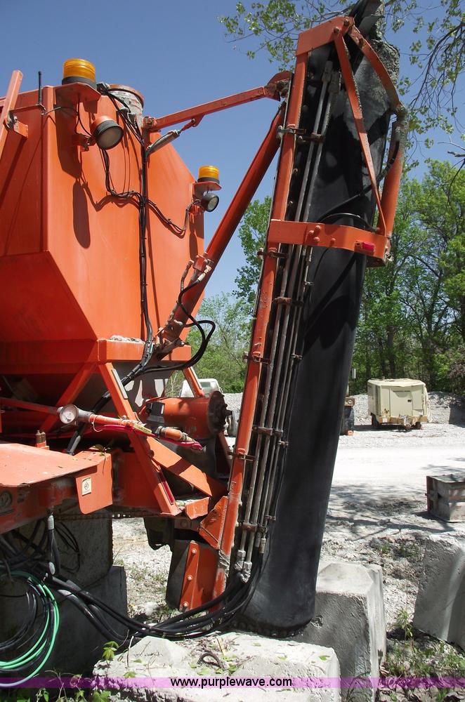 image for item 5508 2001 SiteMix Redi-Mix volumetric mixer