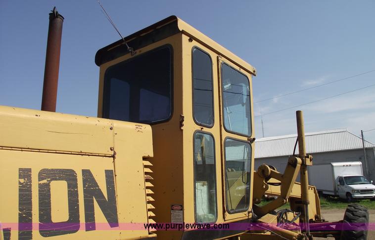 image for item 5537 Galion A550 articular motor grader