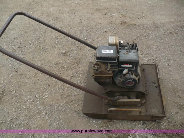 image for item 5846 Wacker VPG160B vibratory compactor