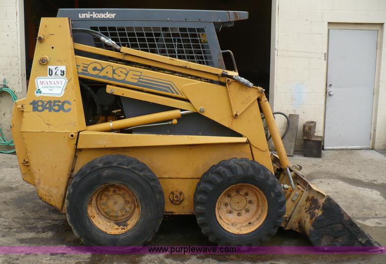 image for item 5878 1996 Case 1845C skid steer