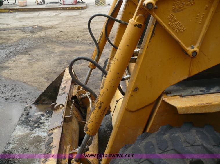 image for item 5878 1996 Case 1845C skid steer