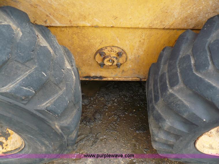 image for item 5878 1996 Case 1845C skid steer