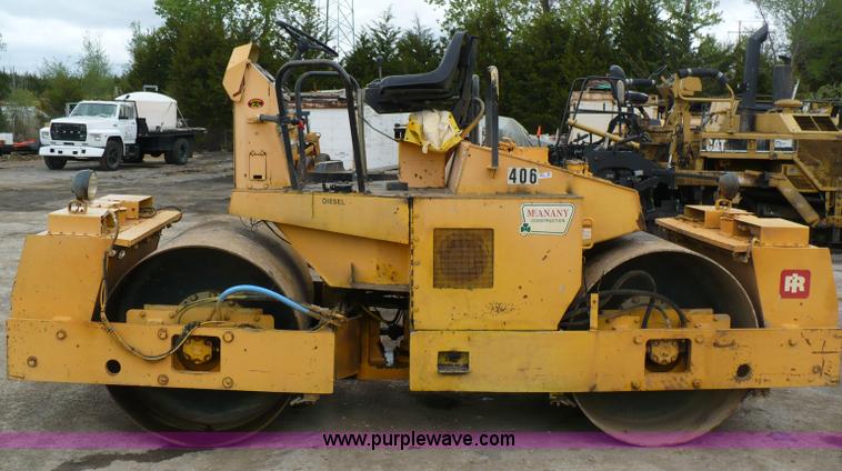 image for item 5881 1989 Ingersoll Rand DD-65 vibratory compactor