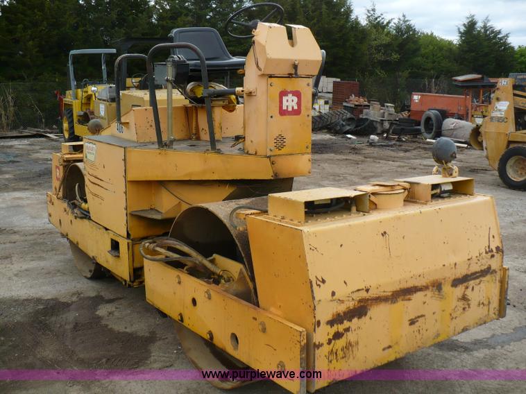 image for item 5881 1989 Ingersoll Rand DD-65 vibratory compactor