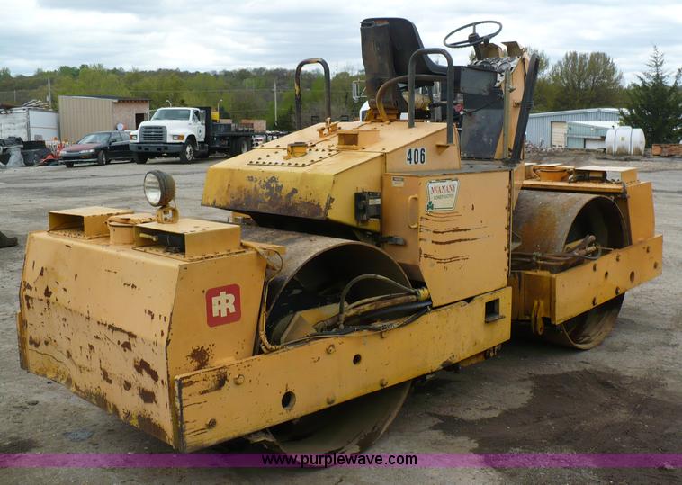 image for item 5881 1989 Ingersoll Rand DD-65 vibratory compactor