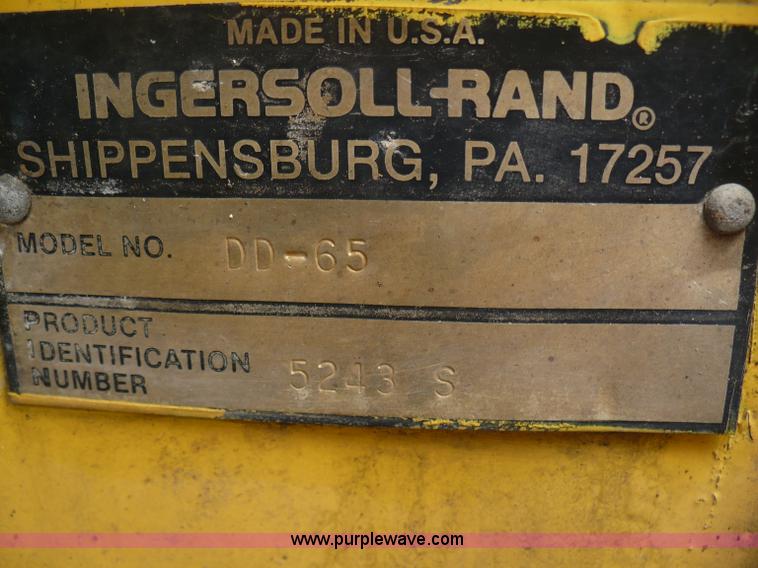 image for item 5881 1989 Ingersoll Rand DD-65 vibratory compactor